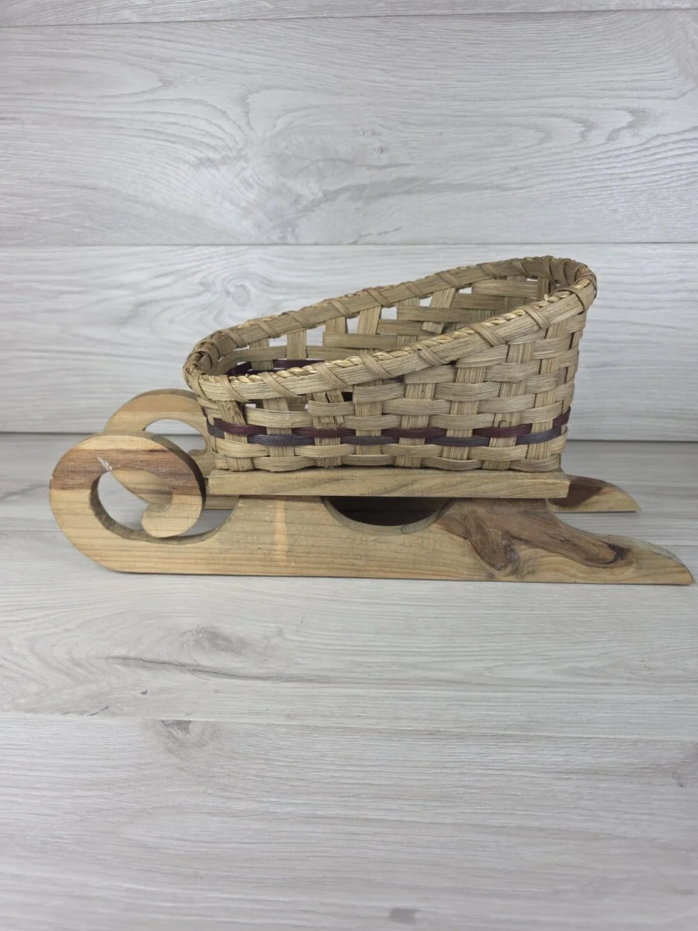 Vintage Wooden Christmas Sleigh Sled Basket Oval Medium 15x8x7 SU4